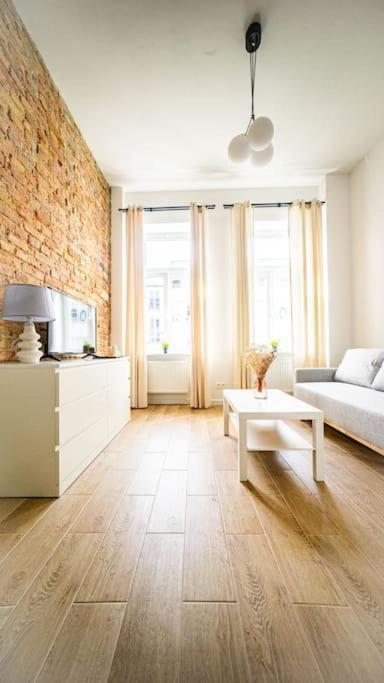 Stylish Apartment In Varşovia Exterior foto