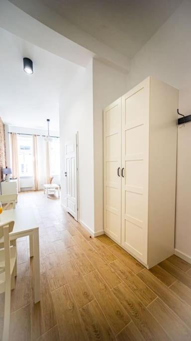 Stylish Apartment In Varşovia Exterior foto