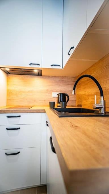 Stylish Apartment In Varşovia Exterior foto